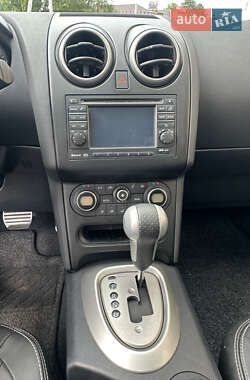 Внедорожник / Кроссовер Nissan Qashqai+2 2011 в 
