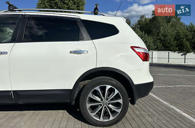 Внедорожник / Кроссовер Nissan Qashqai+2 2012 в 