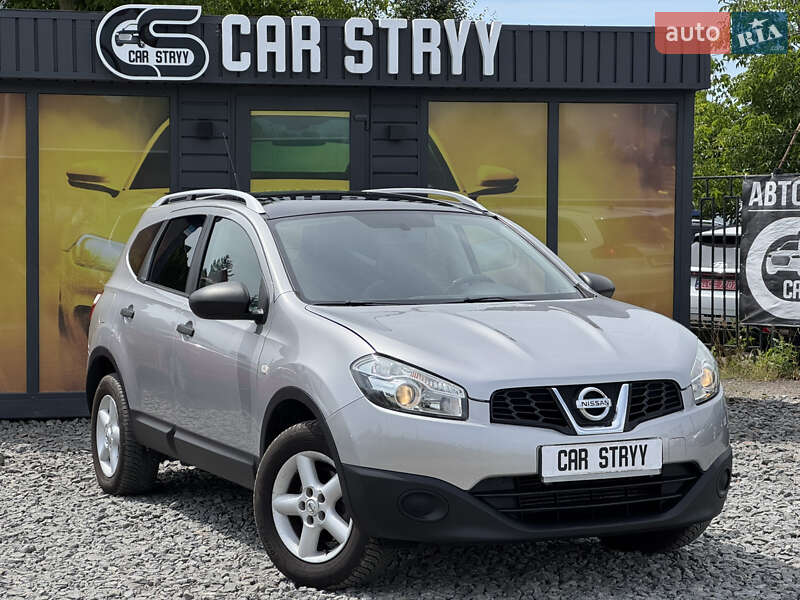 Nissan Qashqai+2 2012