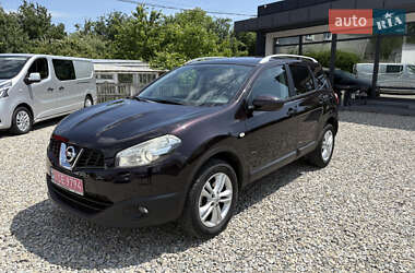 Позашляховик / Кросовер Nissan Qashqai+2 2010 в Снятині