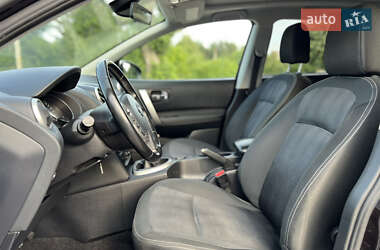 Внедорожник / Кроссовер Nissan Qashqai+2 2012 в 