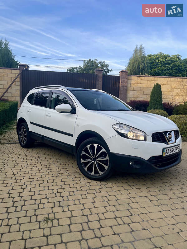 Nissan Qashqai+2 2012