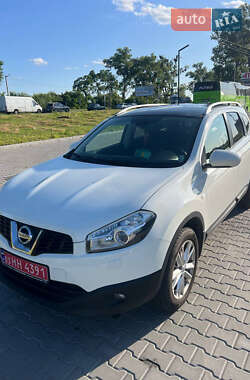Внедорожник / Кроссовер Nissan Qashqai+2 2012 в Киеве