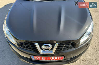 Позашляховик / Кросовер Nissan Qashqai+2 2013 в 