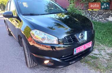 Внедорожник / Кроссовер Nissan Qashqai+2 2010 в Луцке