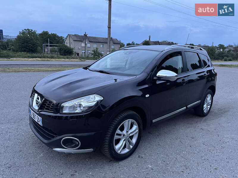 Внедорожник / Кроссовер Nissan Qashqai+2 2011 в 