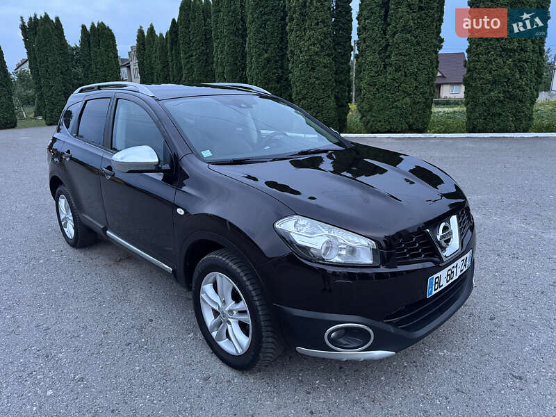 Внедорожник / Кроссовер Nissan Qashqai+2 2011 в Дубно