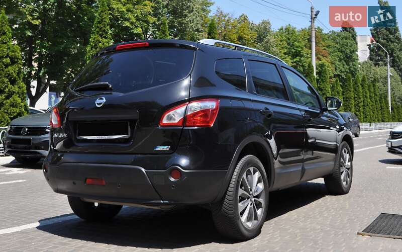 Внедорожник / Кроссовер Nissan Qashqai+2 2010 в Одессе