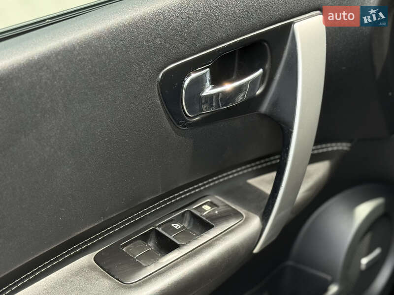 Внедорожник / Кроссовер Nissan Qashqai+2 2013 в Ивано-Франковске