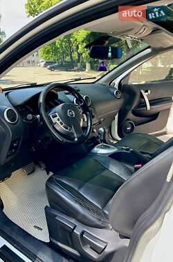 Внедорожник / Кроссовер Nissan Qashqai+2 2011 в 