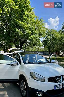 Внедорожник / Кроссовер Nissan Qashqai+2 2011 в 