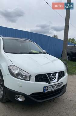 Внедорожник / Кроссовер Nissan Qashqai+2 2011 в 
