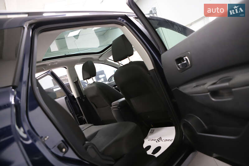 Внедорожник / Кроссовер Nissan Qashqai+2 2011 в Дрогобыче