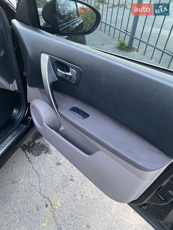 Внедорожник / Кроссовер Nissan Qashqai+2 2008 в Харькове