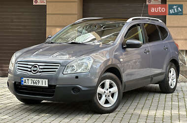 Позашляховик / Кросовер Nissan Qashqai+2 2009 в Івано-Франківську