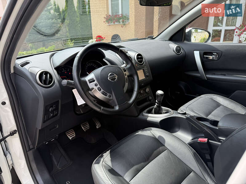 Внедорожник / Кроссовер Nissan Qashqai+2 2013 в Тернополе