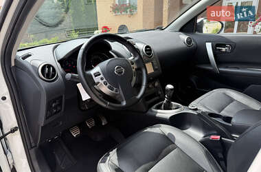 Внедорожник / Кроссовер Nissan Qashqai+2 2013 в 