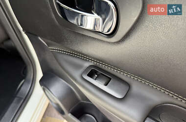 Внедорожник / Кроссовер Nissan Qashqai+2 2013 в 