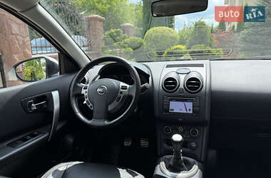 Внедорожник / Кроссовер Nissan Qashqai+2 2013 в 