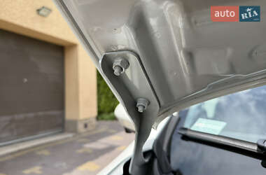 Внедорожник / Кроссовер Nissan Qashqai+2 2013 в 