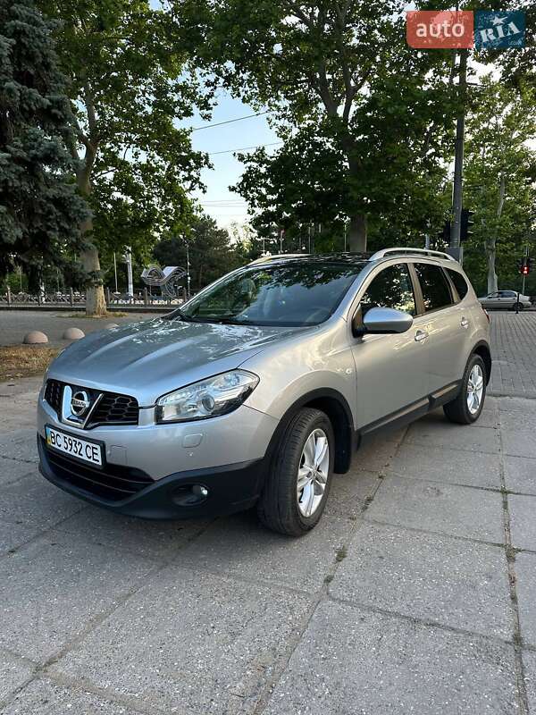 Внедорожник / Кроссовер Nissan Qashqai+2 2010 в Львове фото Внедорожник / Кроссовер Nissan Qashqai+2 2010 в Львове