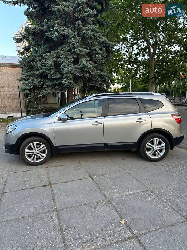 Внедорожник / Кроссовер Nissan Qashqai+2 2010 в Львове фото 8 Внедорожник / Кроссовер Nissan Qashqai+2 2010 в Львове