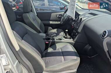 Внедорожник / Кроссовер Nissan Qashqai+2 2012 в 