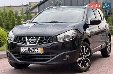Внедорожник / Кроссовер Nissan Qashqai+2 2011 в 