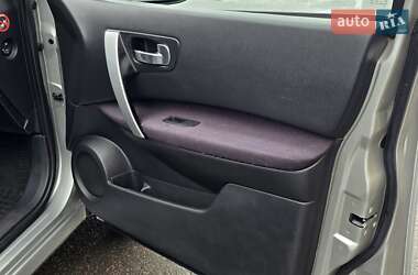 Внедорожник / Кроссовер Nissan Qashqai+2 2009 в 