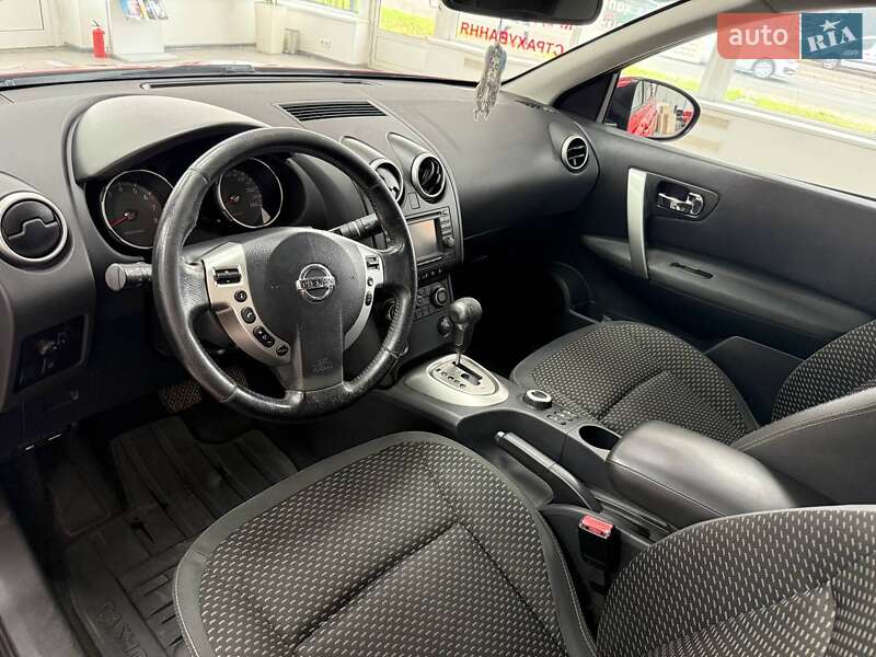 Внедорожник / Кроссовер Nissan Qashqai+2 2009 в Киеве