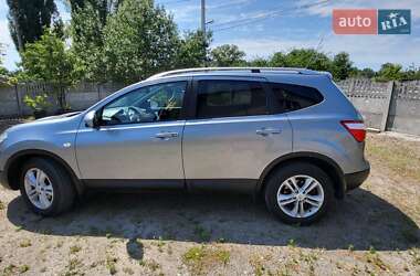Внедорожник / Кроссовер Nissan Qashqai+2 2011 в 