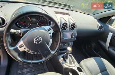 Внедорожник / Кроссовер Nissan Qashqai+2 2011 в 