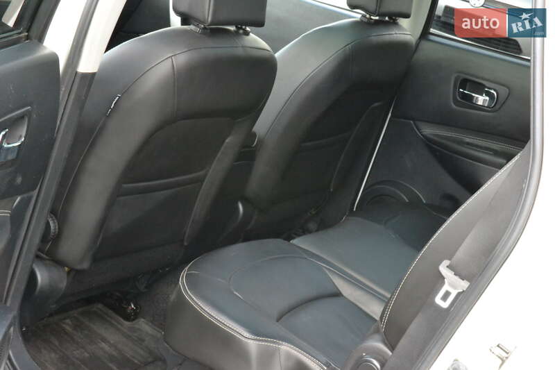 Внедорожник / Кроссовер Nissan Qashqai+2 2012 в Луцке