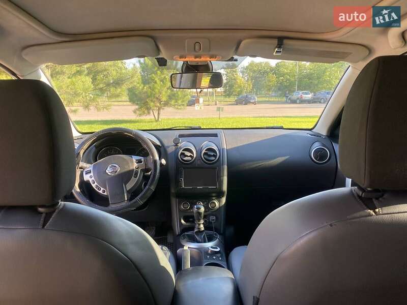 Внедорожник / Кроссовер Nissan Qashqai+2 2010 в Краматорске