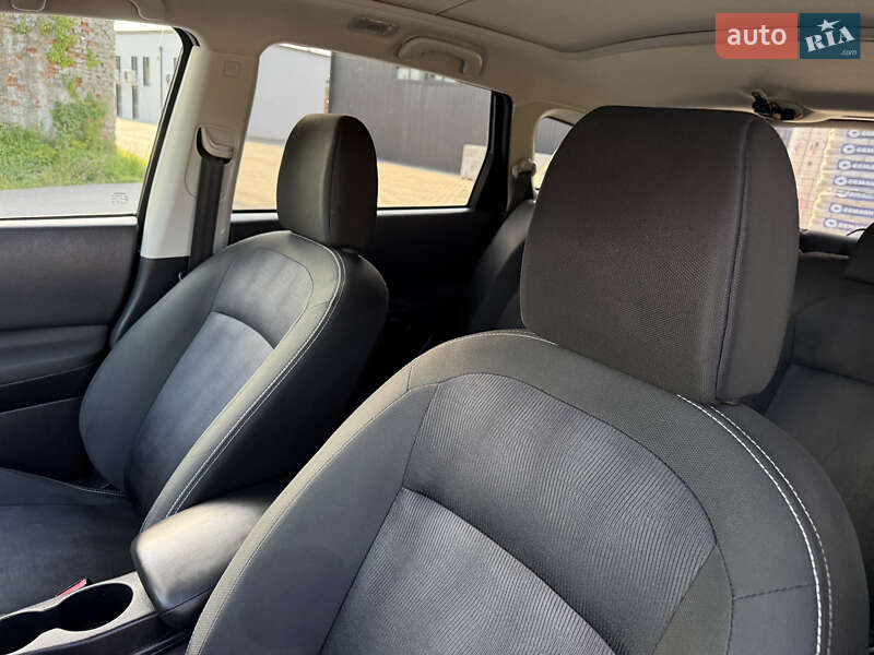 Внедорожник / Кроссовер Nissan Qashqai+2 2011 в Луцке