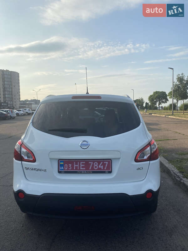Внедорожник / Кроссовер Nissan Qashqai+2 2011 в Черкассах