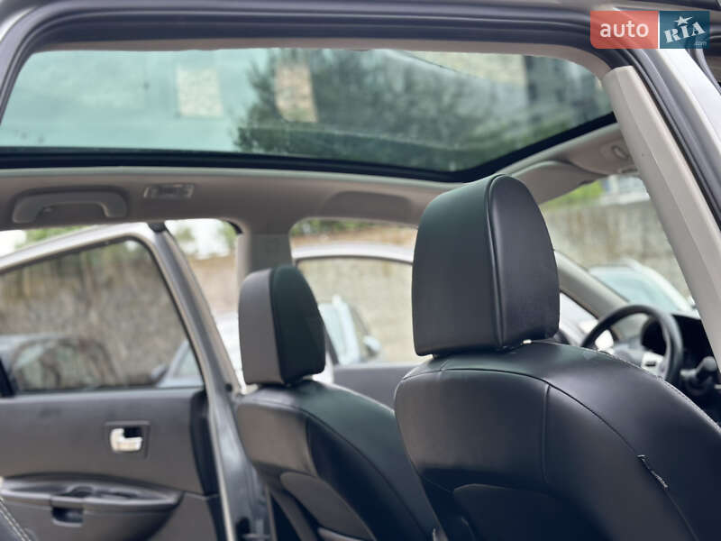 Позашляховик / Кросовер Nissan Qashqai+2 2013 в Стрию