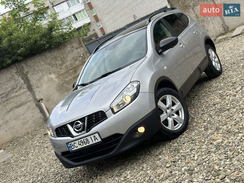 Позашляховик / Кросовер Nissan Qashqai+2 2013 в Стрию