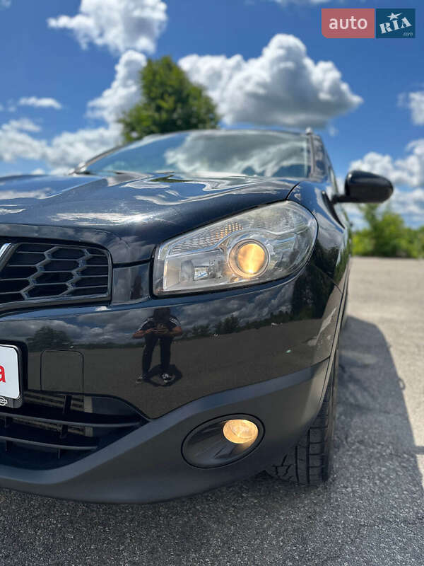 Внедорожник / Кроссовер Nissan Qashqai+2 2012 в Белогородке