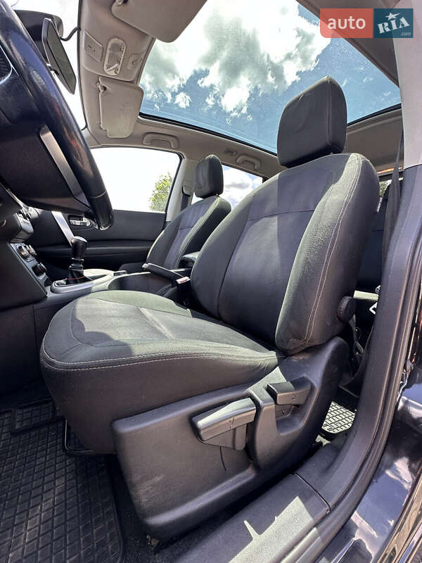 Внедорожник / Кроссовер Nissan Qashqai+2 2012 в Белогородке