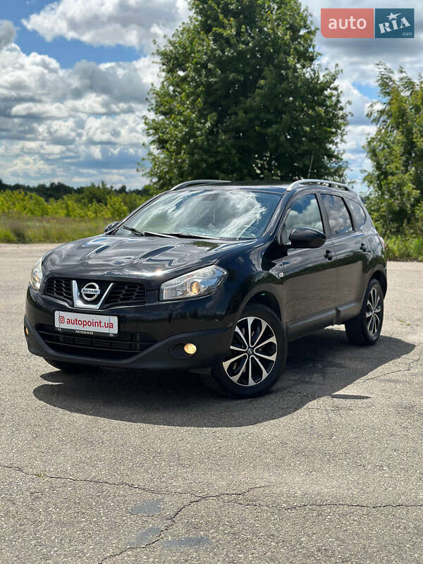 Внедорожник / Кроссовер Nissan Qashqai+2 2012 в Белогородке