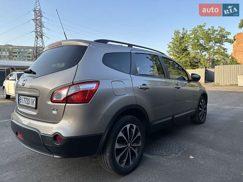 Внедорожник / Кроссовер Nissan Qashqai+2 2013 в Полтаве