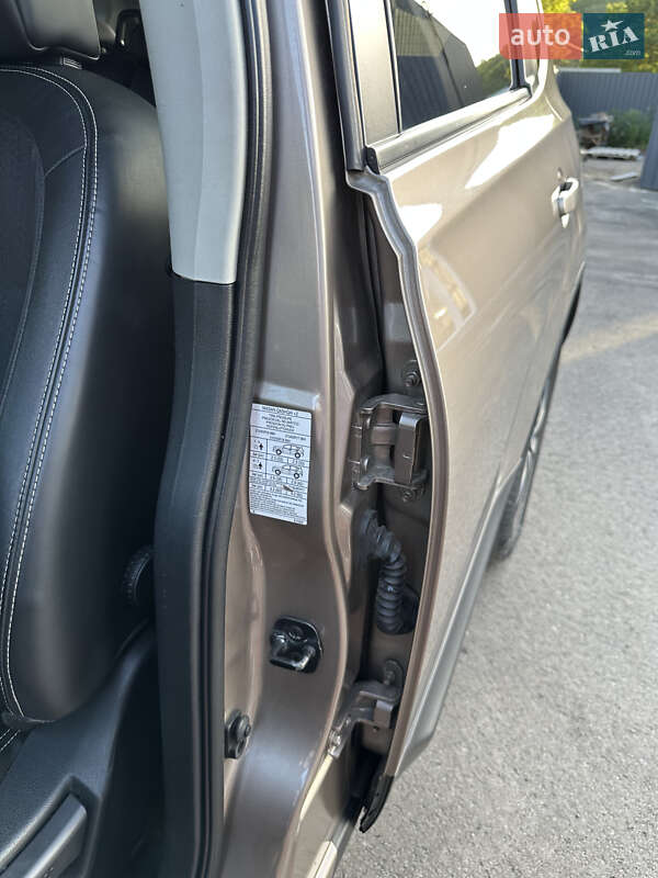 Внедорожник / Кроссовер Nissan Qashqai+2 2013 в Полтаве