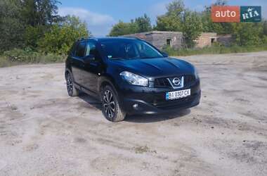 Позашляховик / Кросовер Nissan Qashqai+2 2011 в Опішне