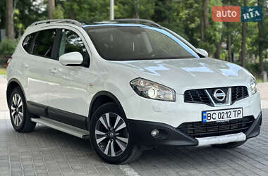 Позашляховик / Кросовер Nissan Qashqai+2 2010 в Львові