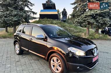 Позашляховик / Кросовер Nissan Qashqai+2 2011 в Дубні