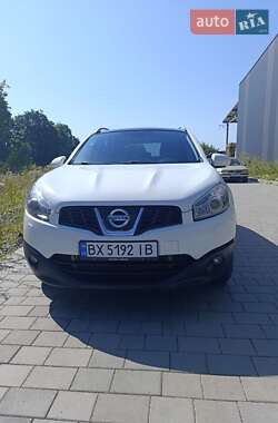 Позашляховик / Кросовер Nissan Qashqai+2 2011 в Хмельницькому
