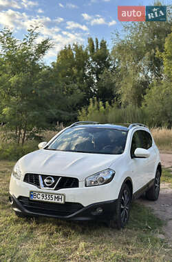 Внедорожник / Кроссовер Nissan Qashqai+2 2010 в Шептицькому