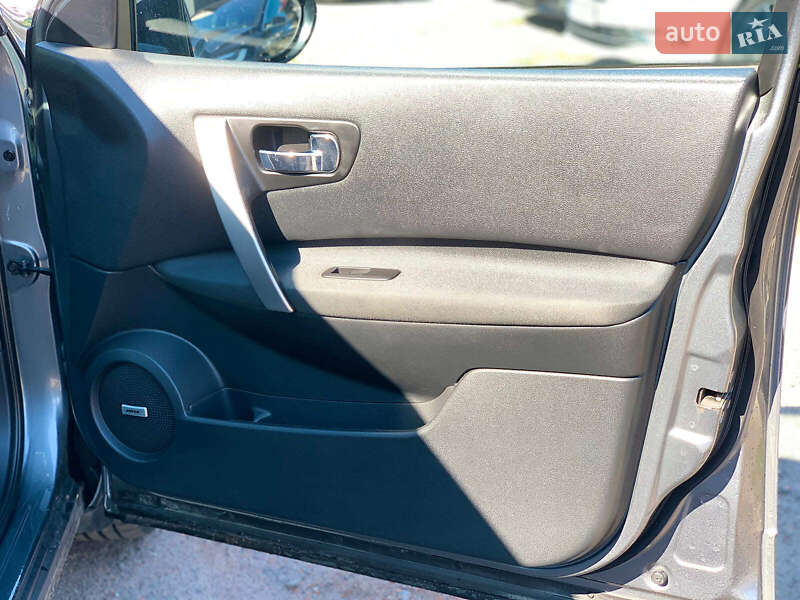 Позашляховик / Кросовер Nissan Qashqai+2 2012 в Вінниці