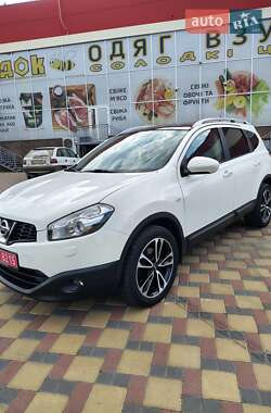 Позашляховик / Кросовер Nissan Qashqai+2 2012 в Гайсину